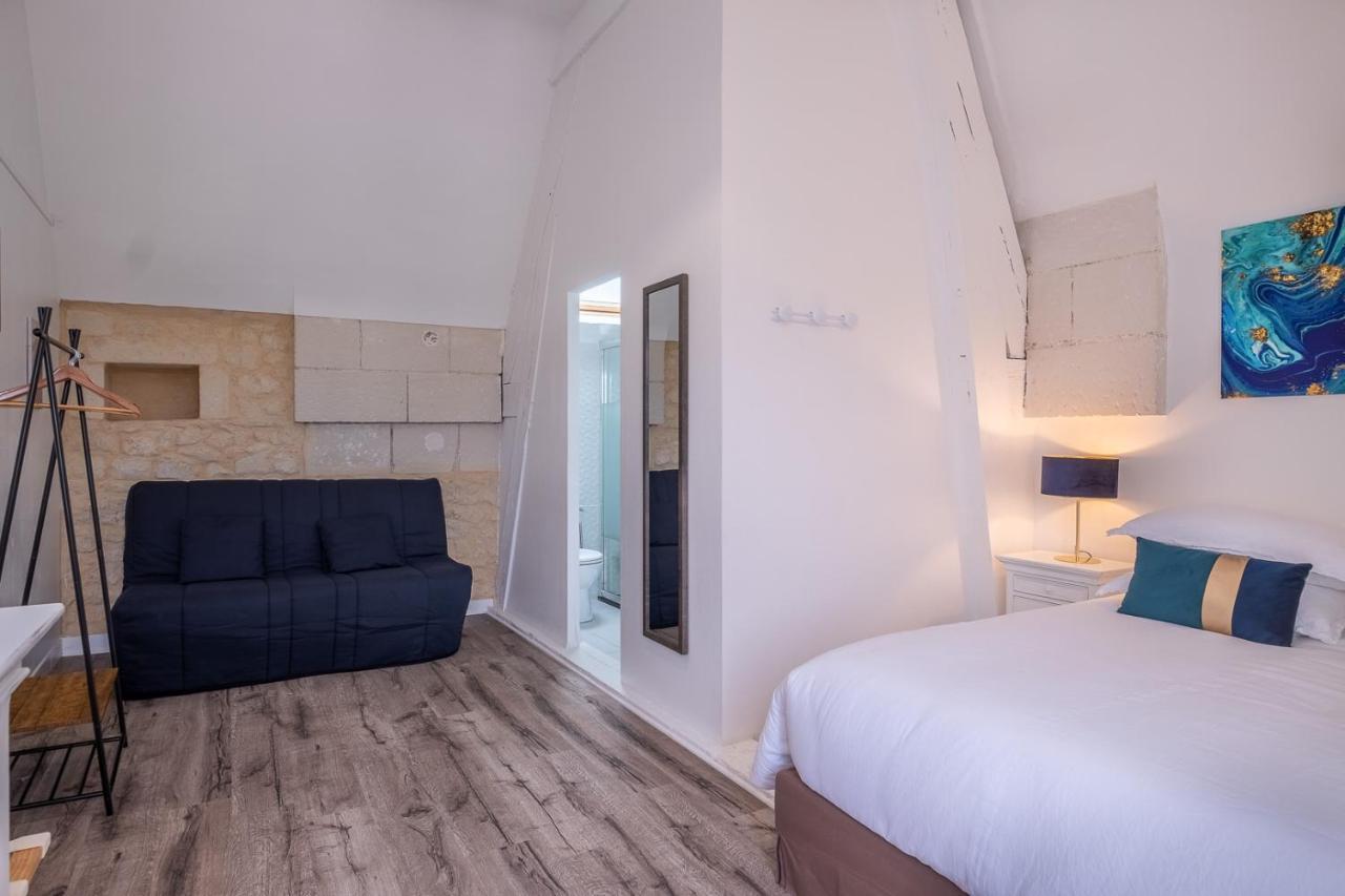 Manoir Des Bertinieres Otel Cravant-les-Coteaux Dış mekan fotoğraf